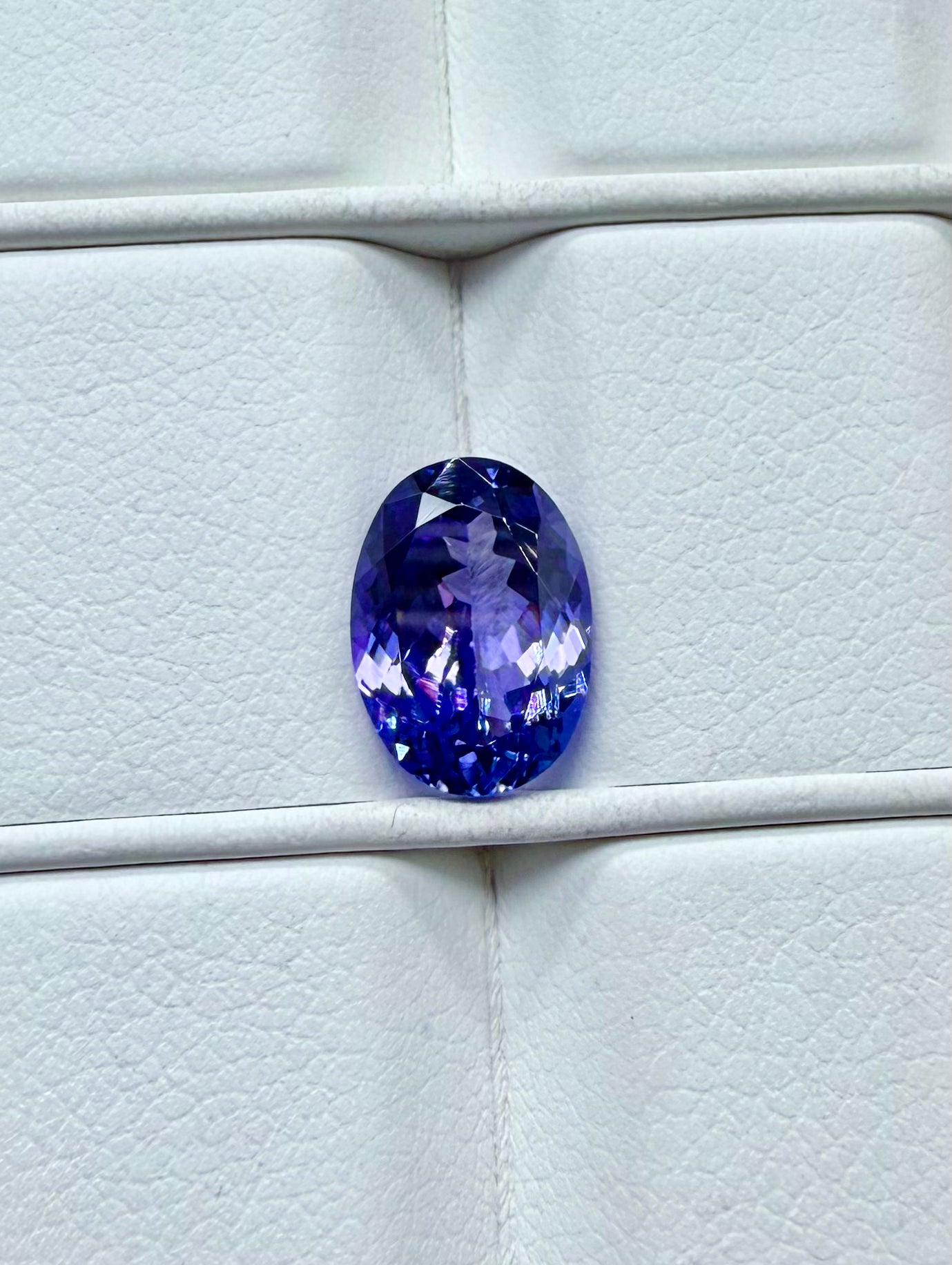 Tanzanite 10x7