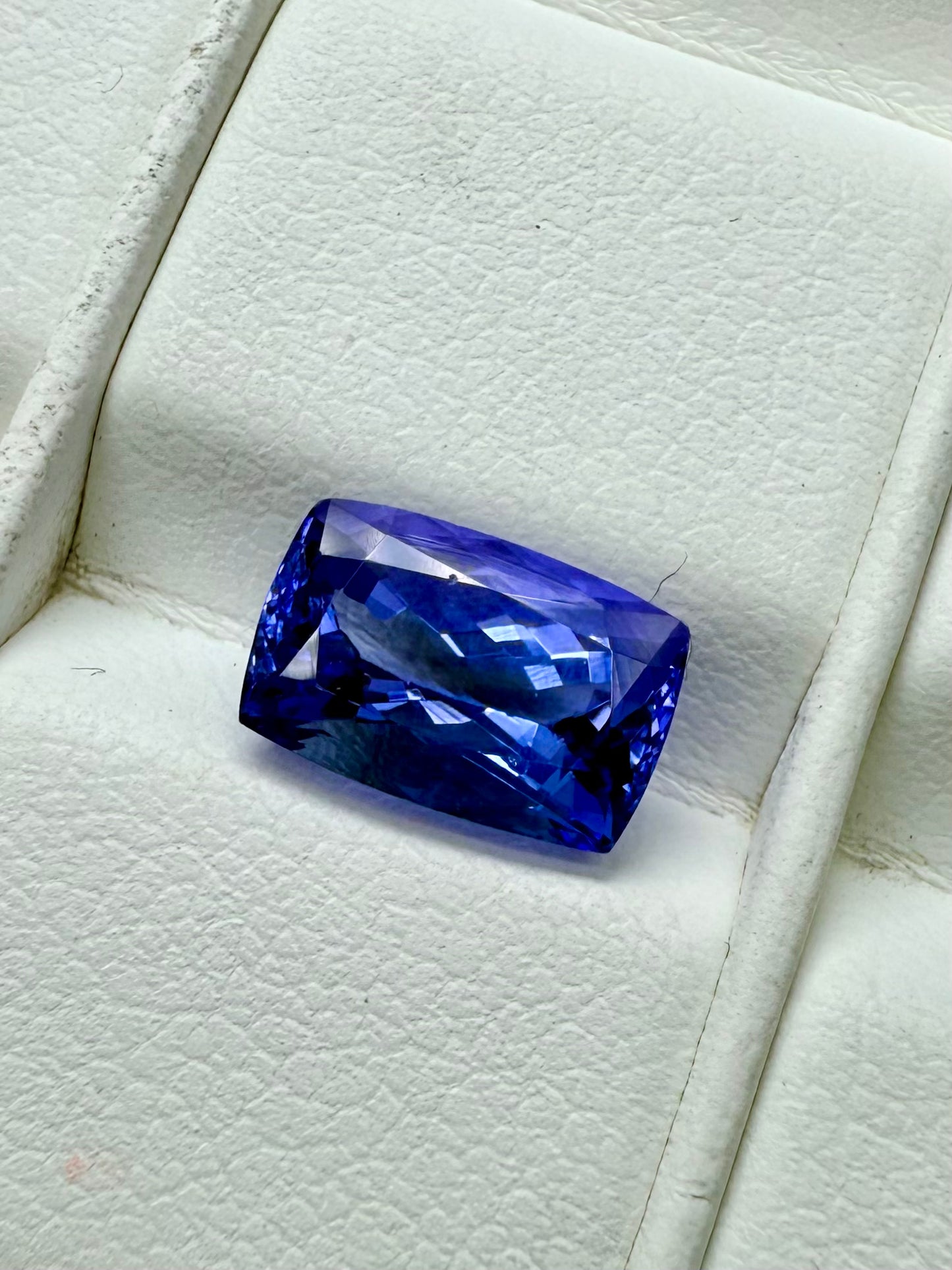 Tanzanite Radiant 9x6