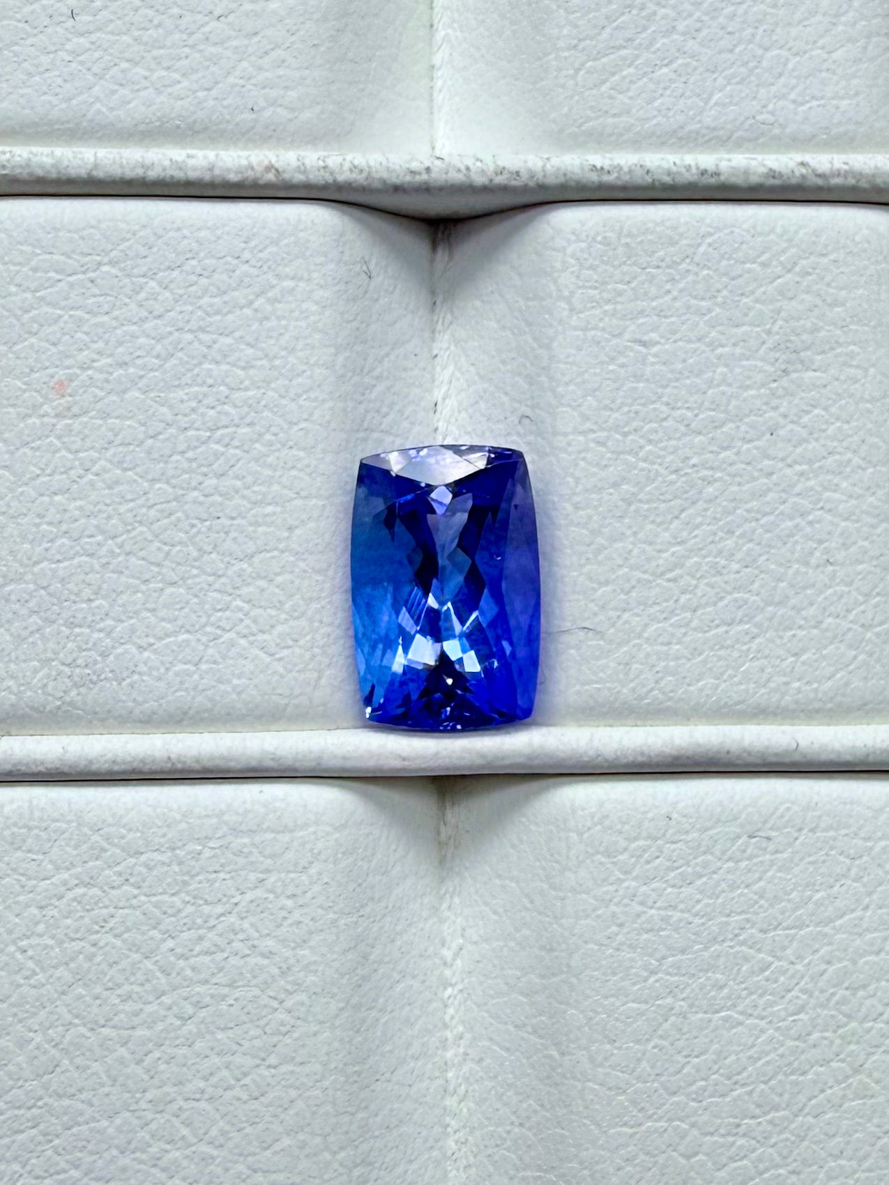 Tanzanite Radiant 9x6