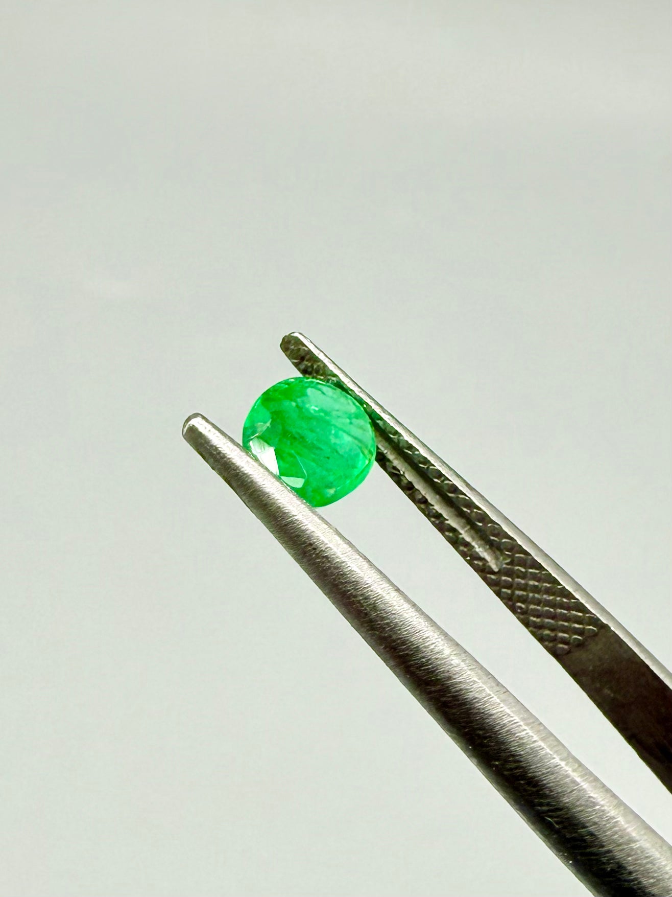 Emerald Oval 7x5