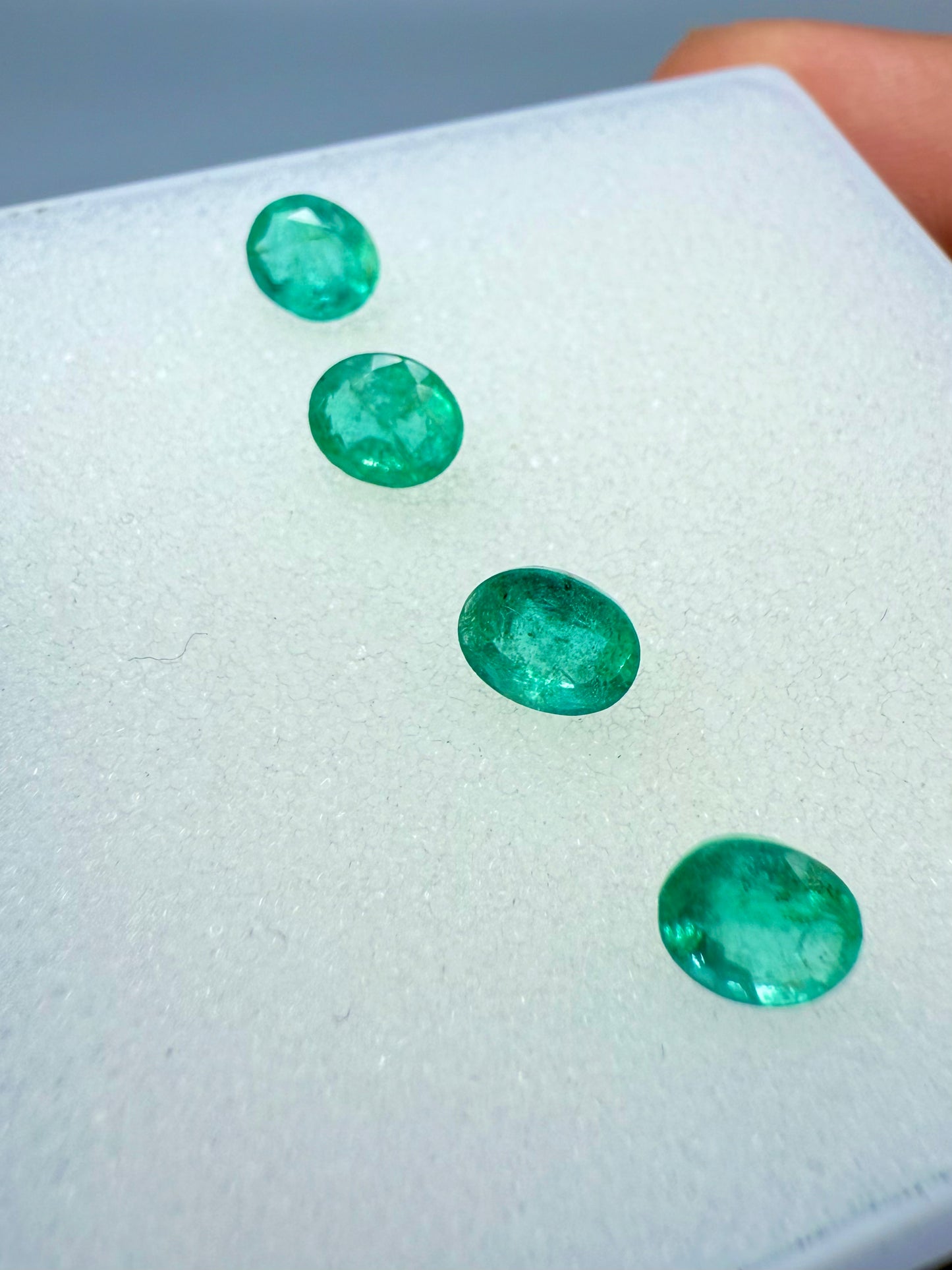 Emerald Lot 4pcs 6x5
