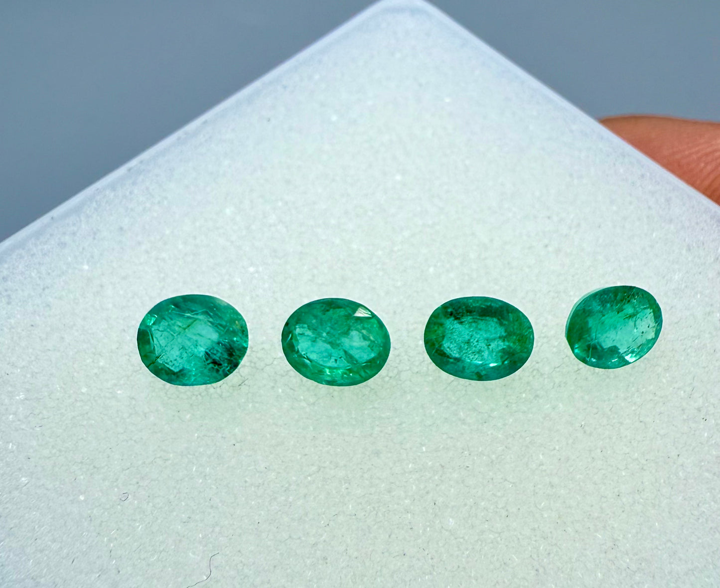 Emerald Lot 4pcs 6x5