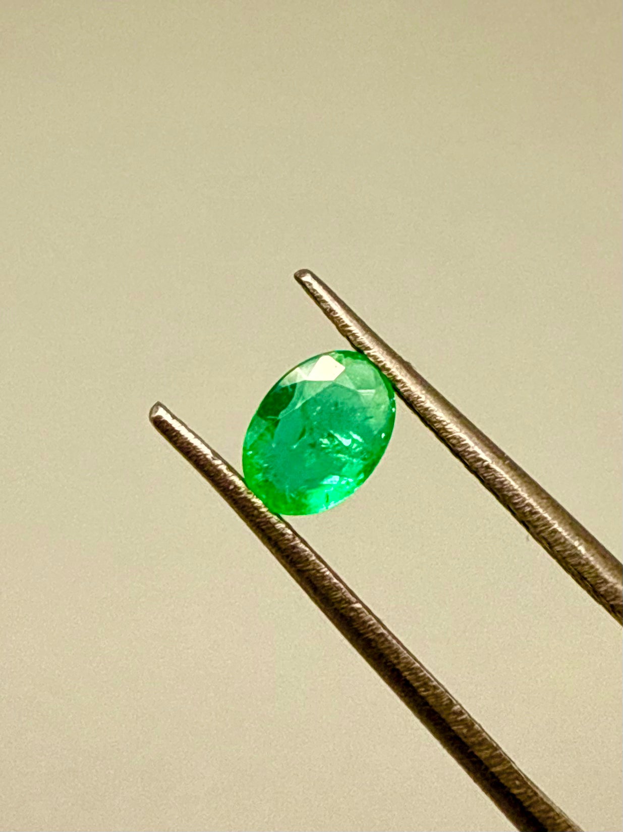 Emerald Oval 6.2x4.4