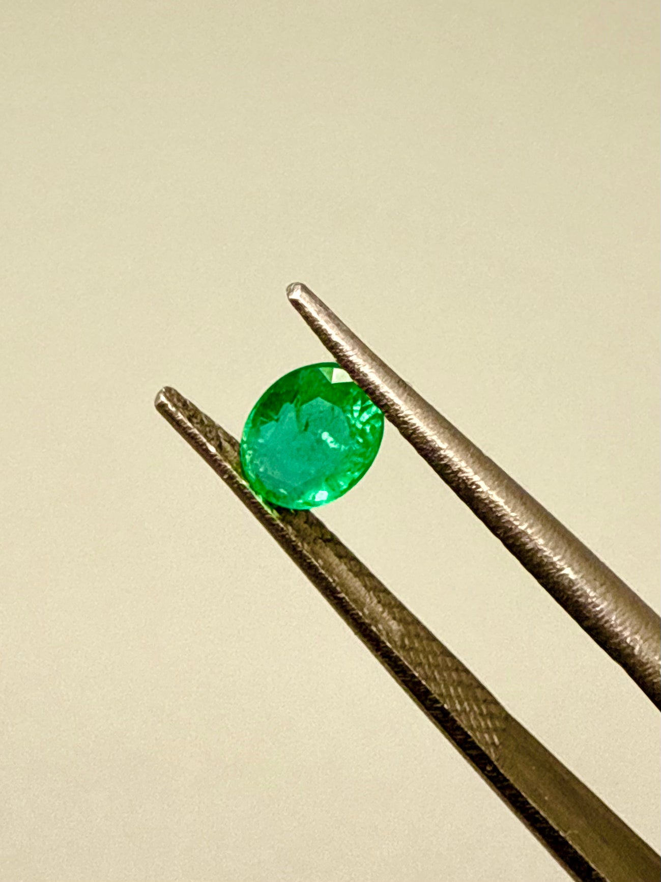 Emerald Oval 6.2x4.4