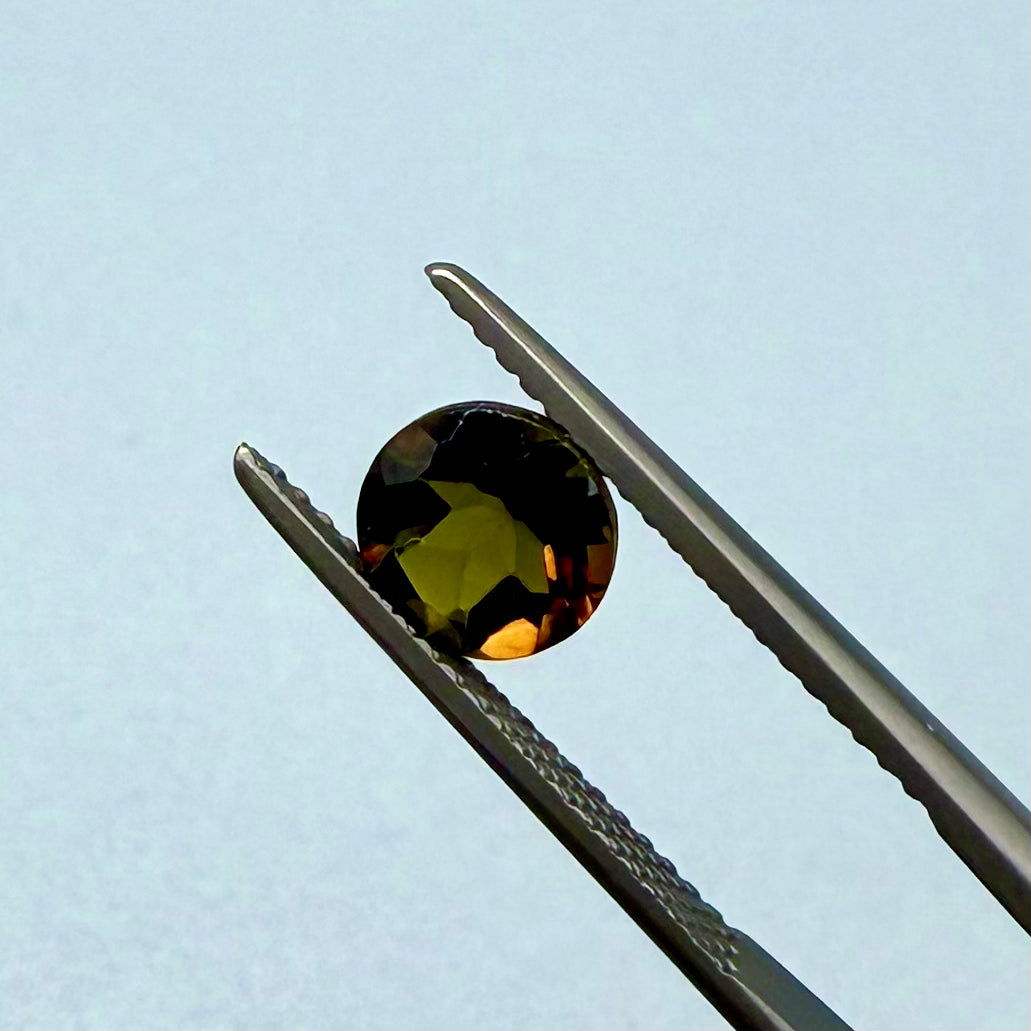 Champagne Green Tourmaline Round 6mm