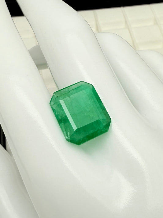 Emerald Zambia 15x13mm