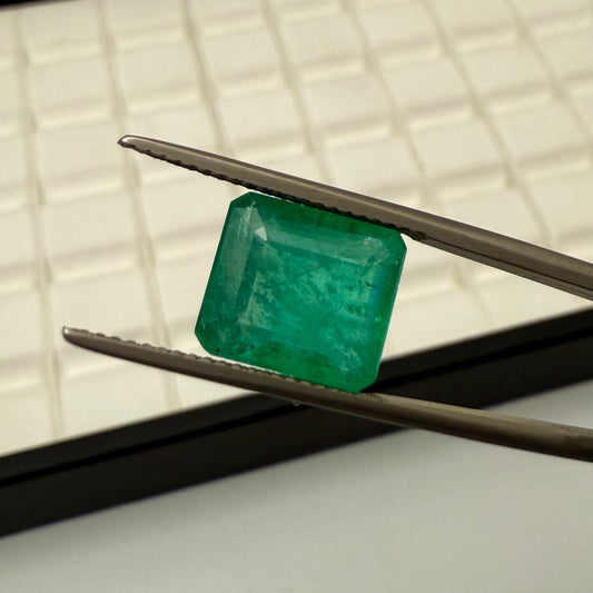 Emerald Zambia 10.5x9mm