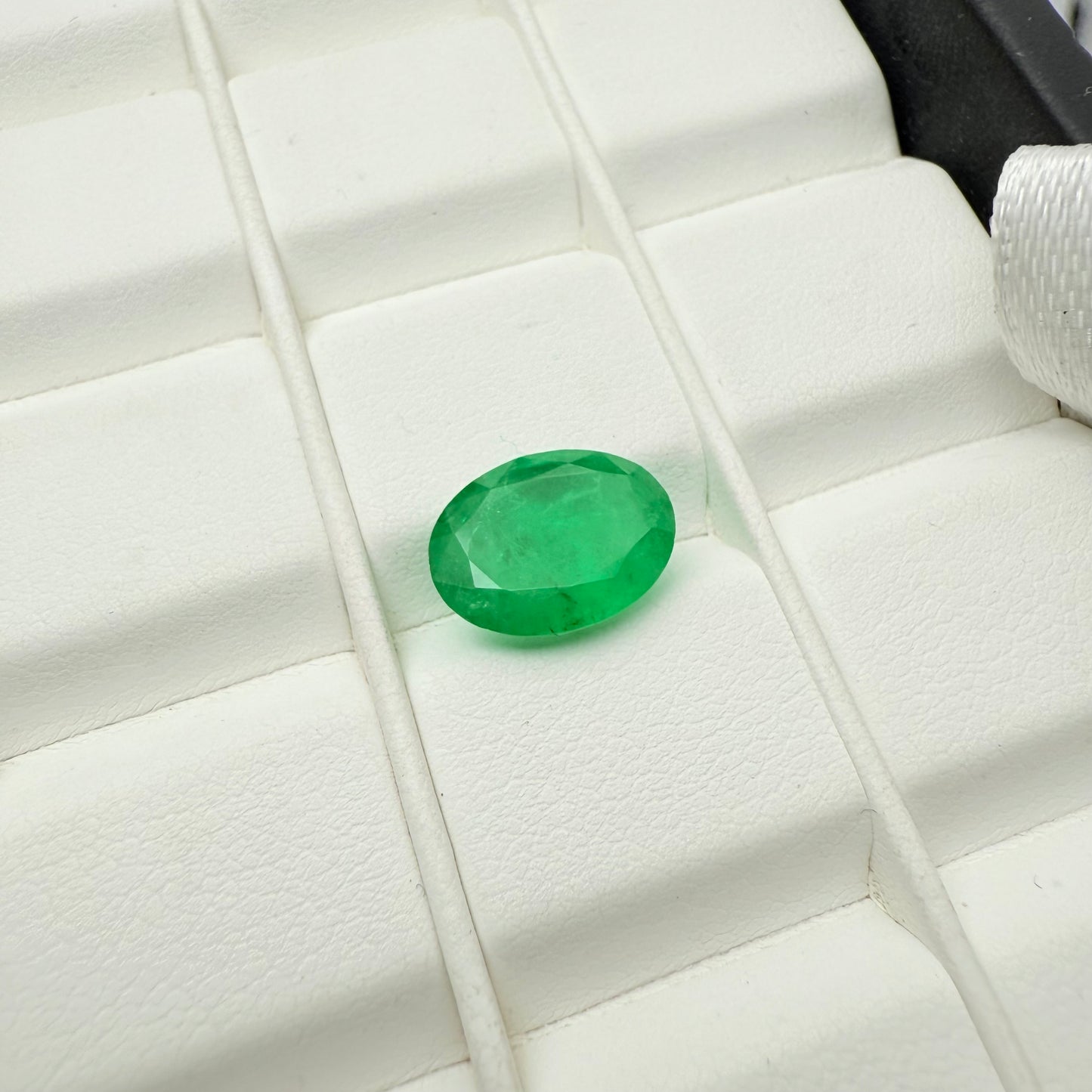 Emerald Zambia 11.5x8.5mm