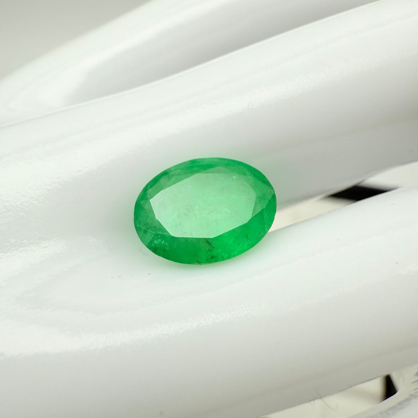 Emerald Zambia 11.5x8.5mm