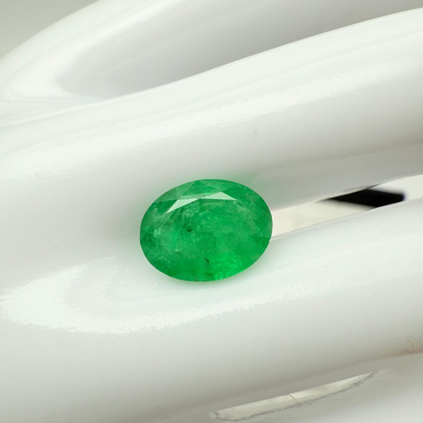 Emerald Zambia 11.5x8.5mm