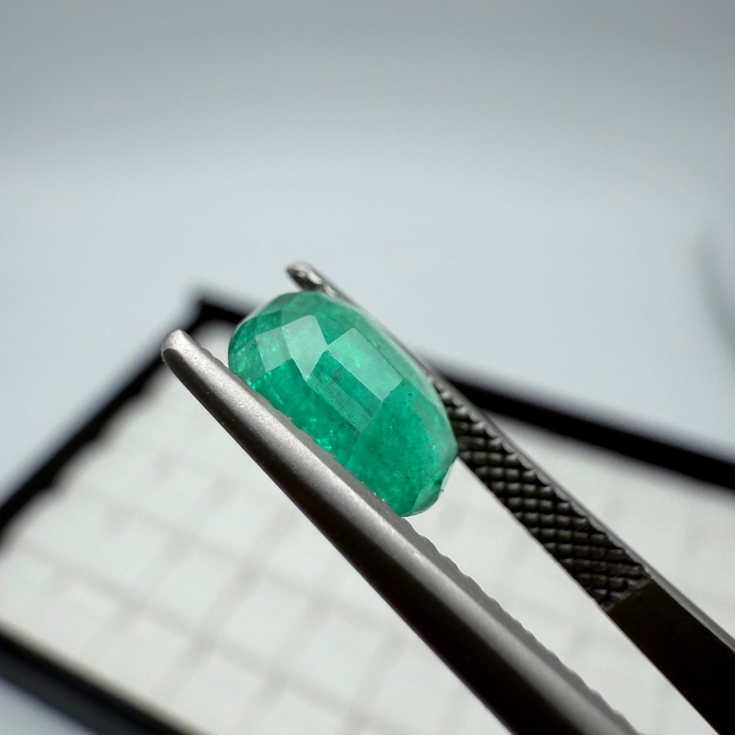 Emerald Zambia 9x7.5mm