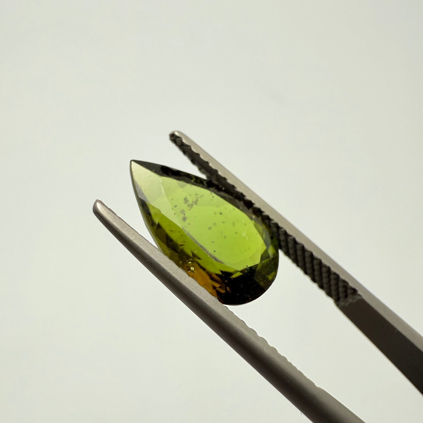 Green Tourmaline 12.5x7.5mm