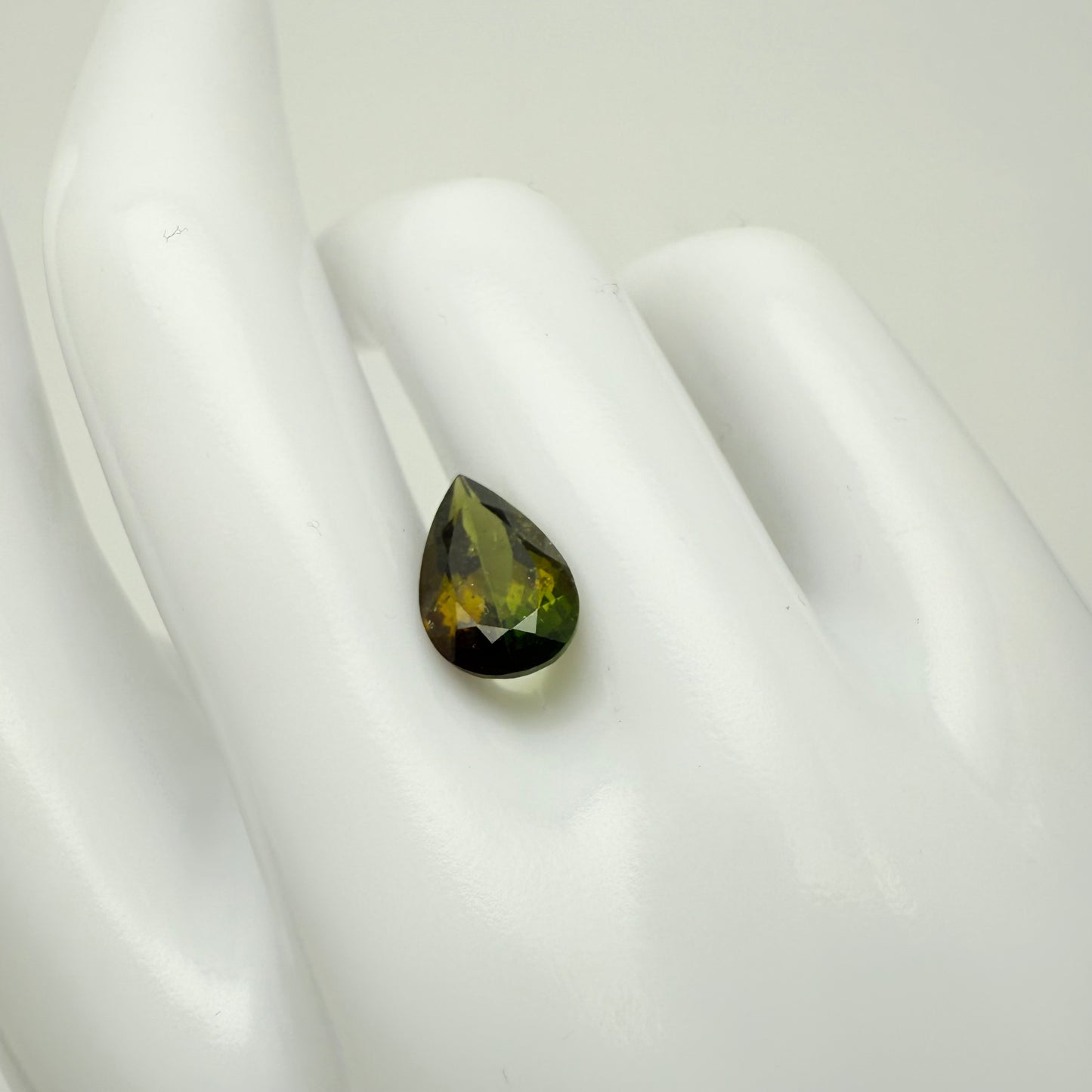 Green Tourmaline 12.5x7.5mm