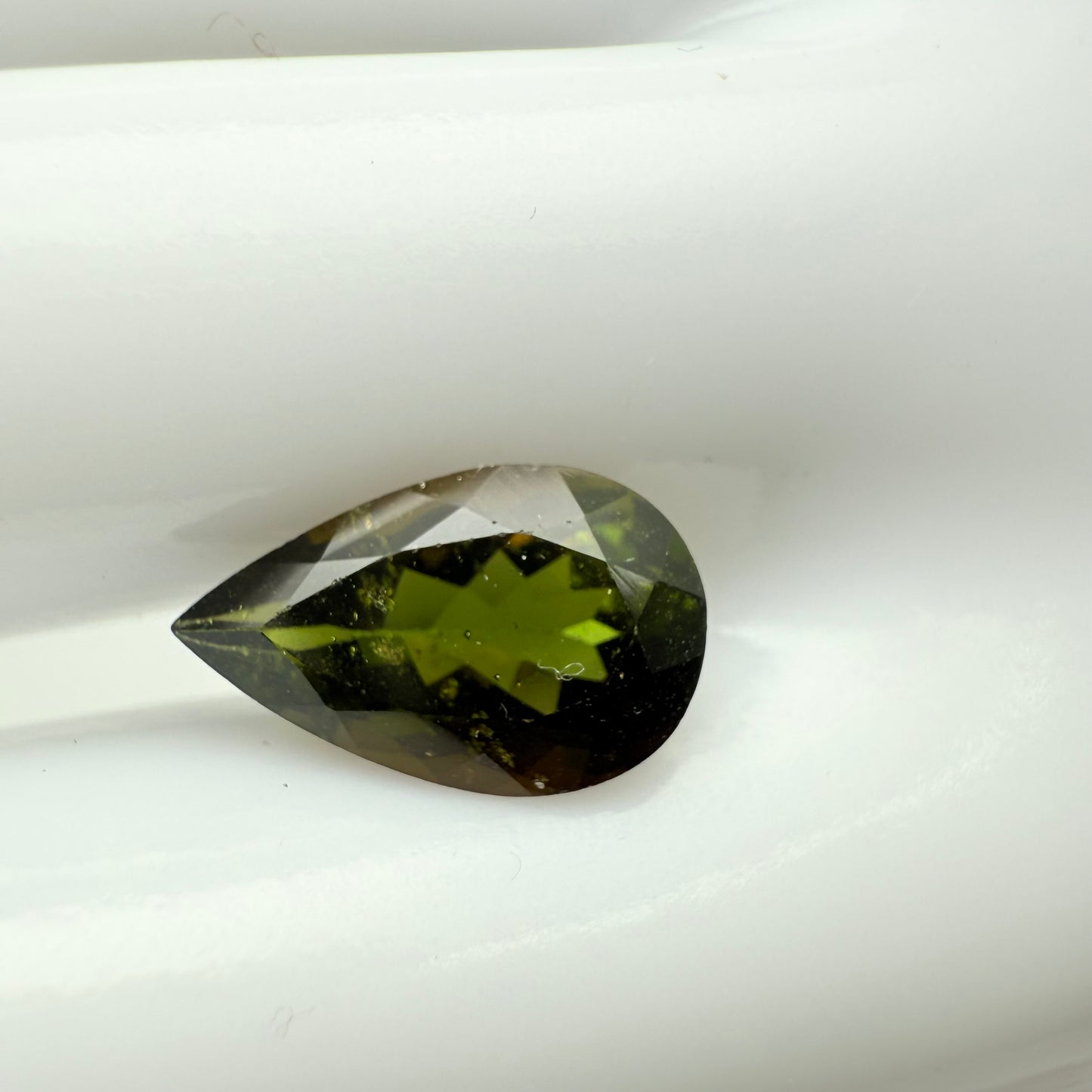Green Tourmaline 12.5x7.5mm