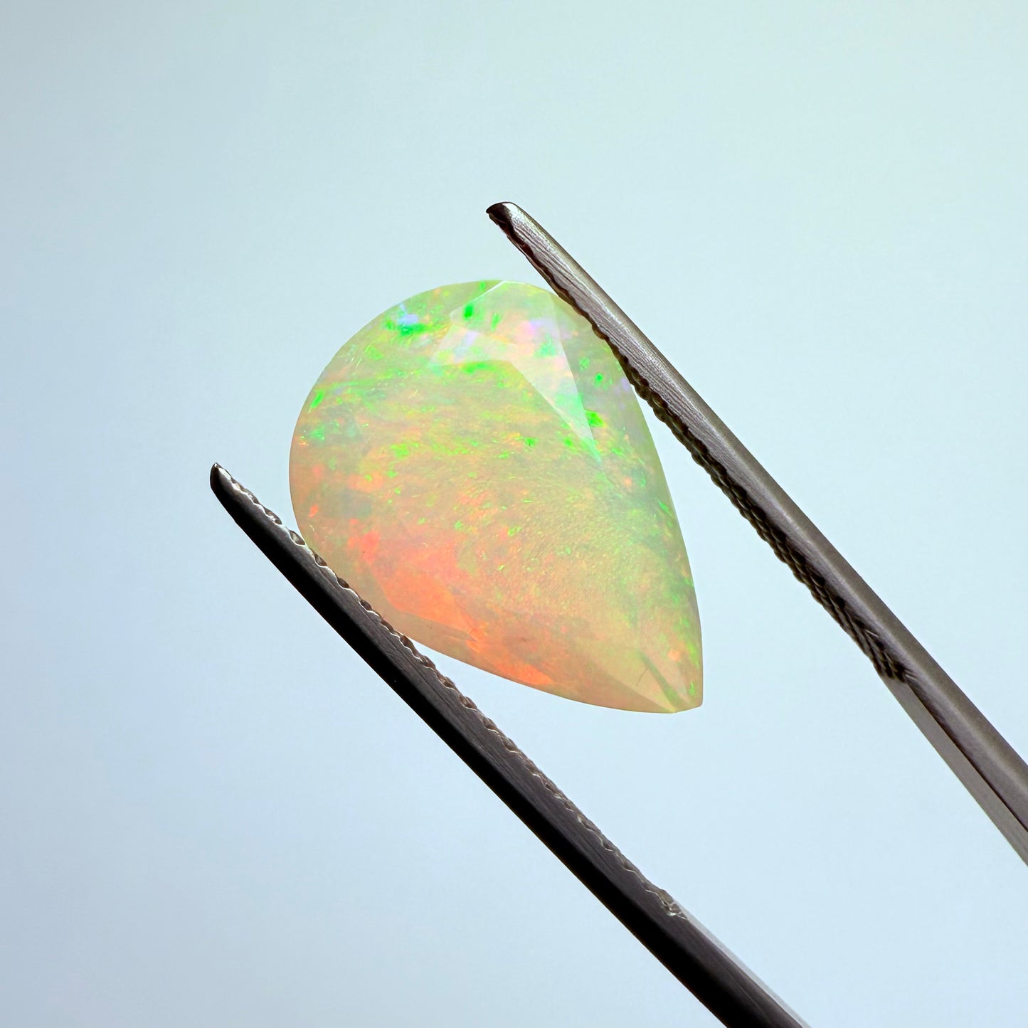 Opal faceted Ethiopia 14x10mm