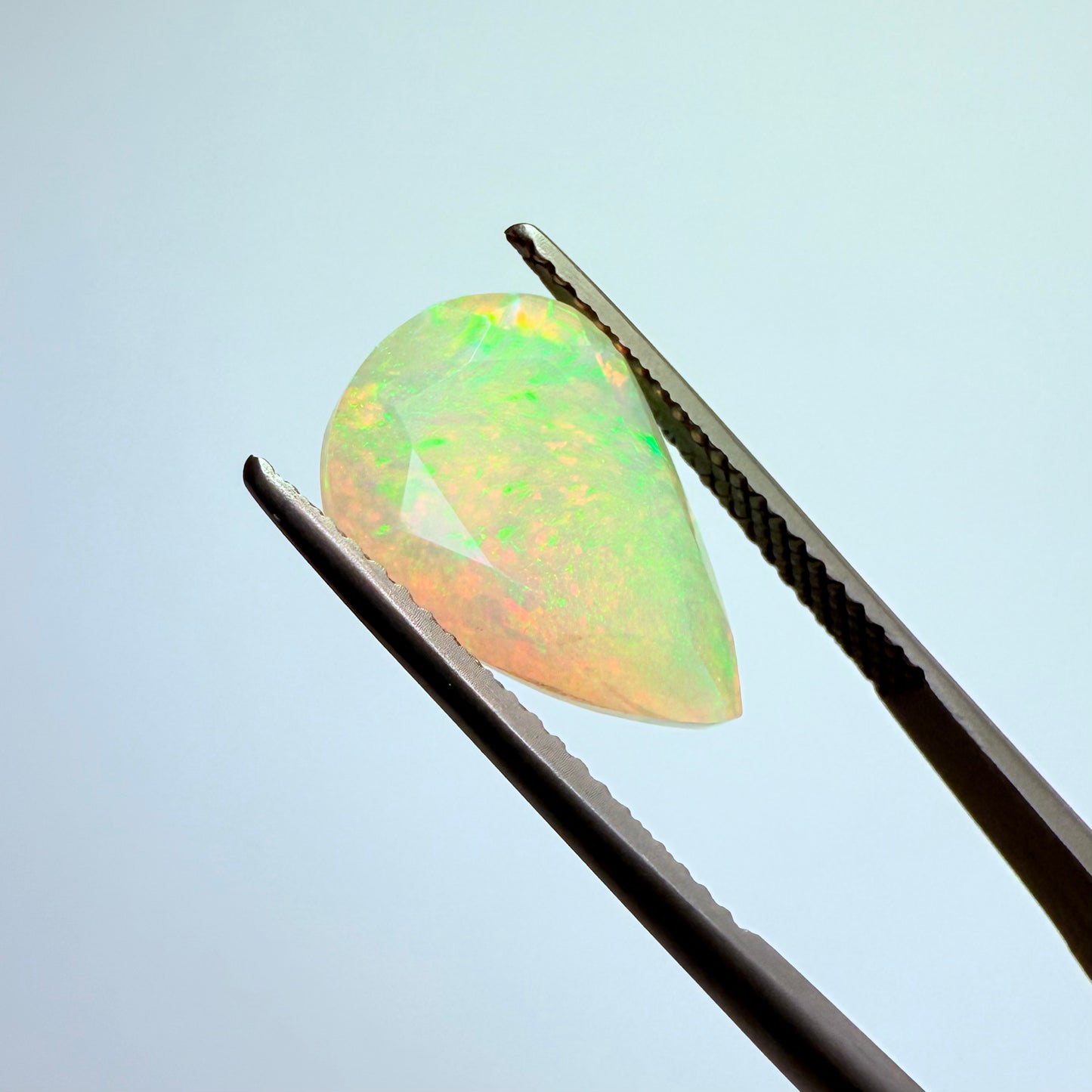 Opal faceted Ethiopia 14x10mm