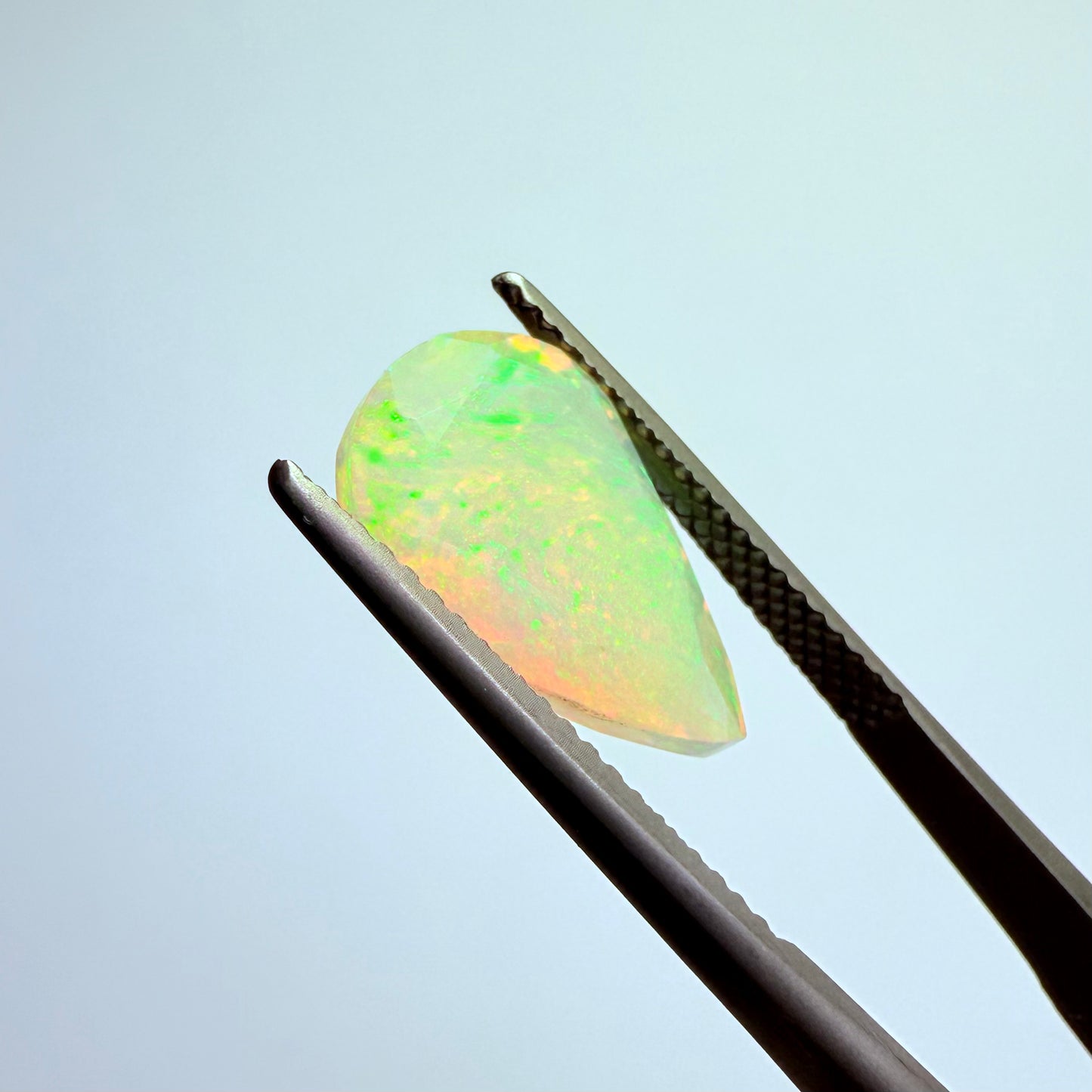 Opal faceted Ethiopia 14x10mm