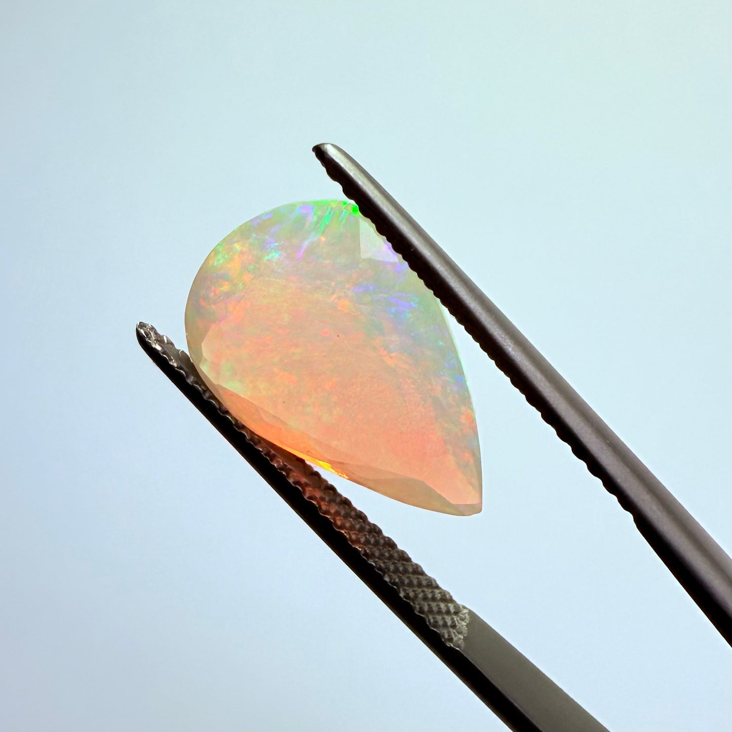 Opal faceted Ethiopia 14x10mm