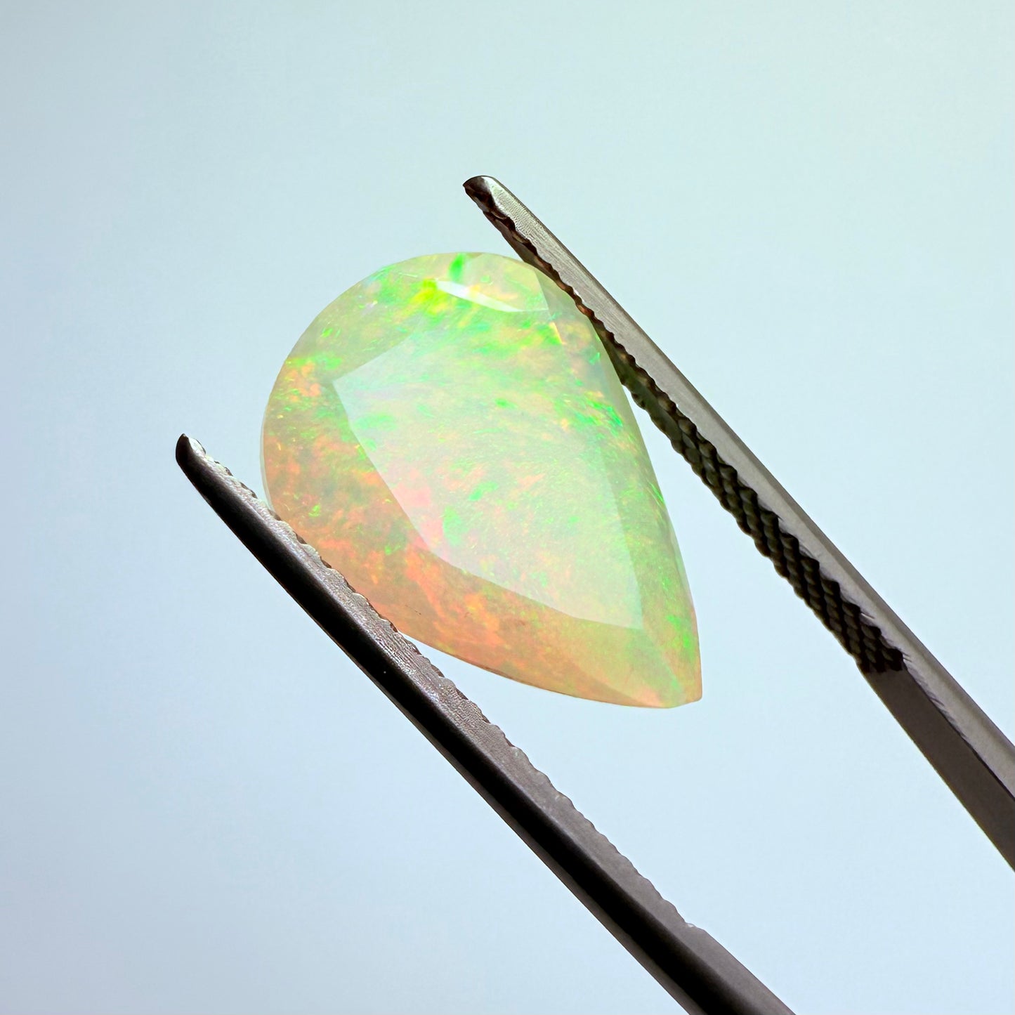 Opal faceted Ethiopia 14x10mm