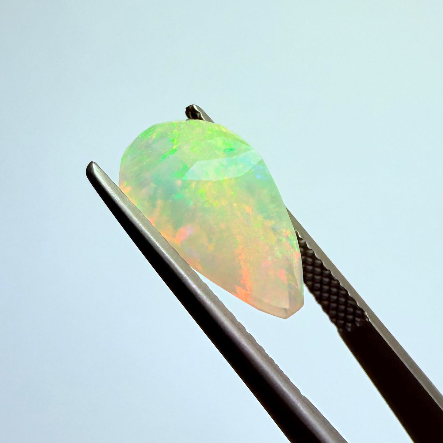 Opal faceted Ethiopia 14x10mm