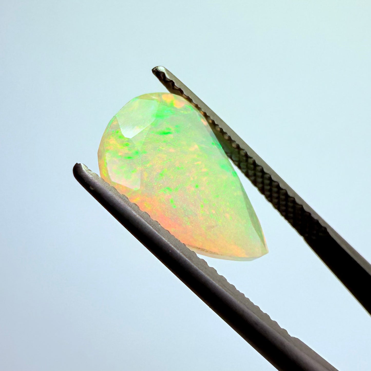 Opal faceted Ethiopia 14x10mm
