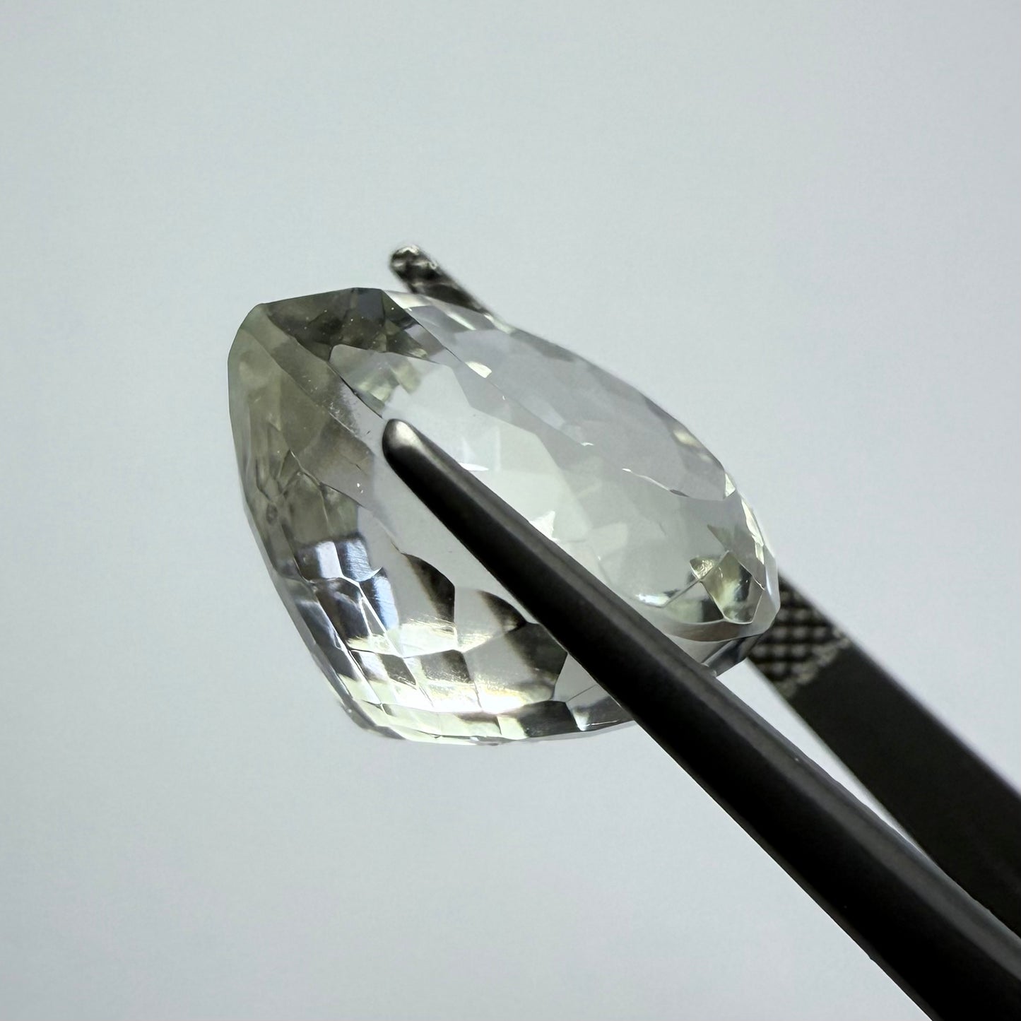 Champagne Morganite 15x15mm