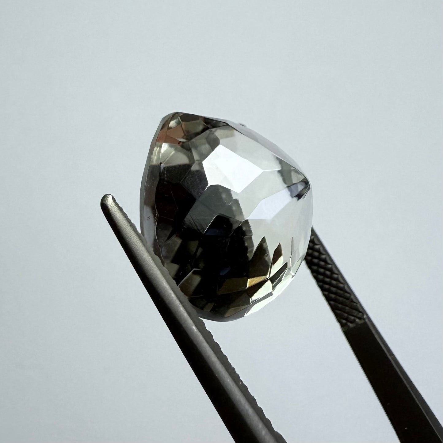 Champagne Morganite 15x15mm