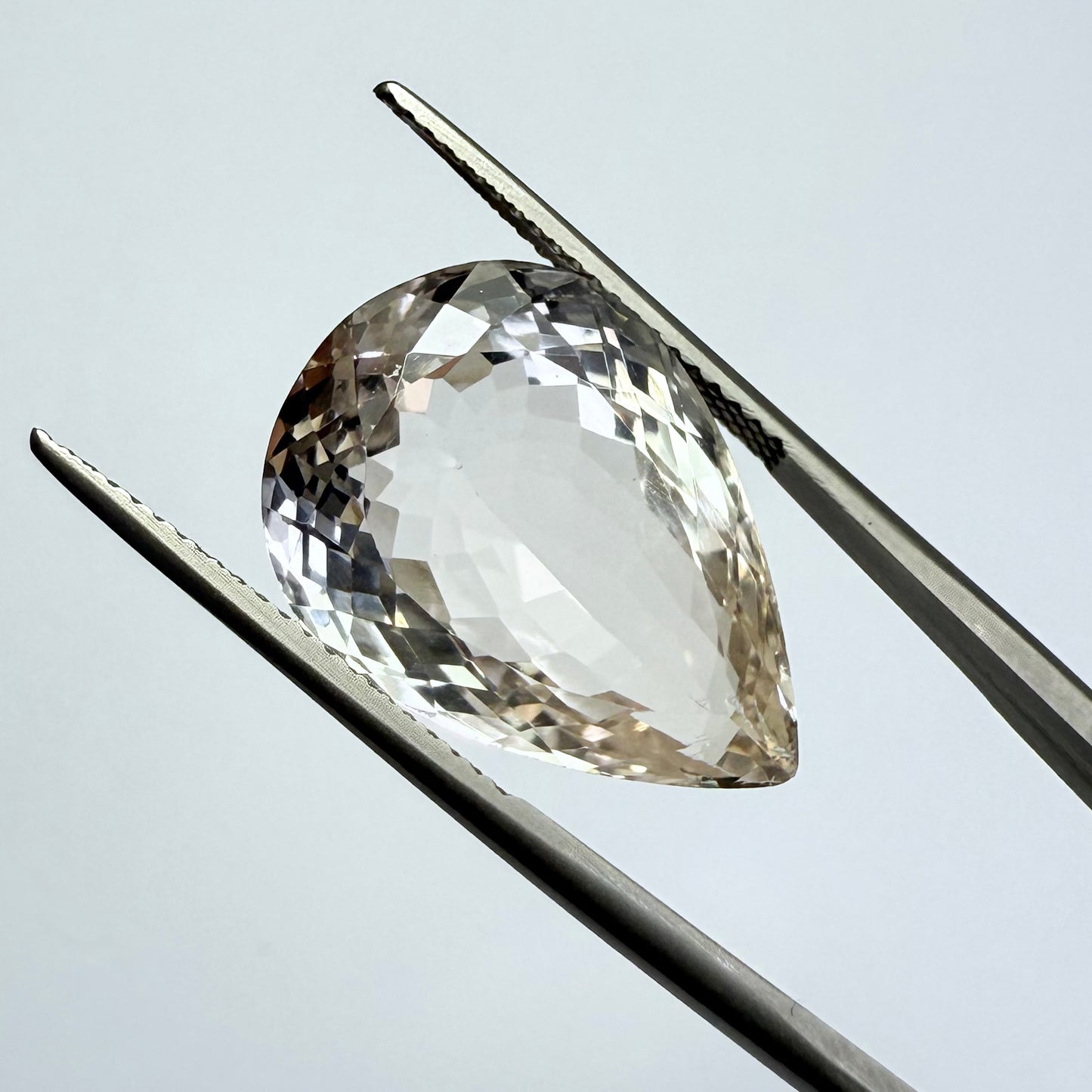 Champagne Morganite 20x14mm