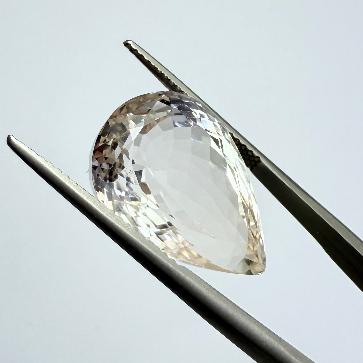 Champagne Morganite 20x14mm