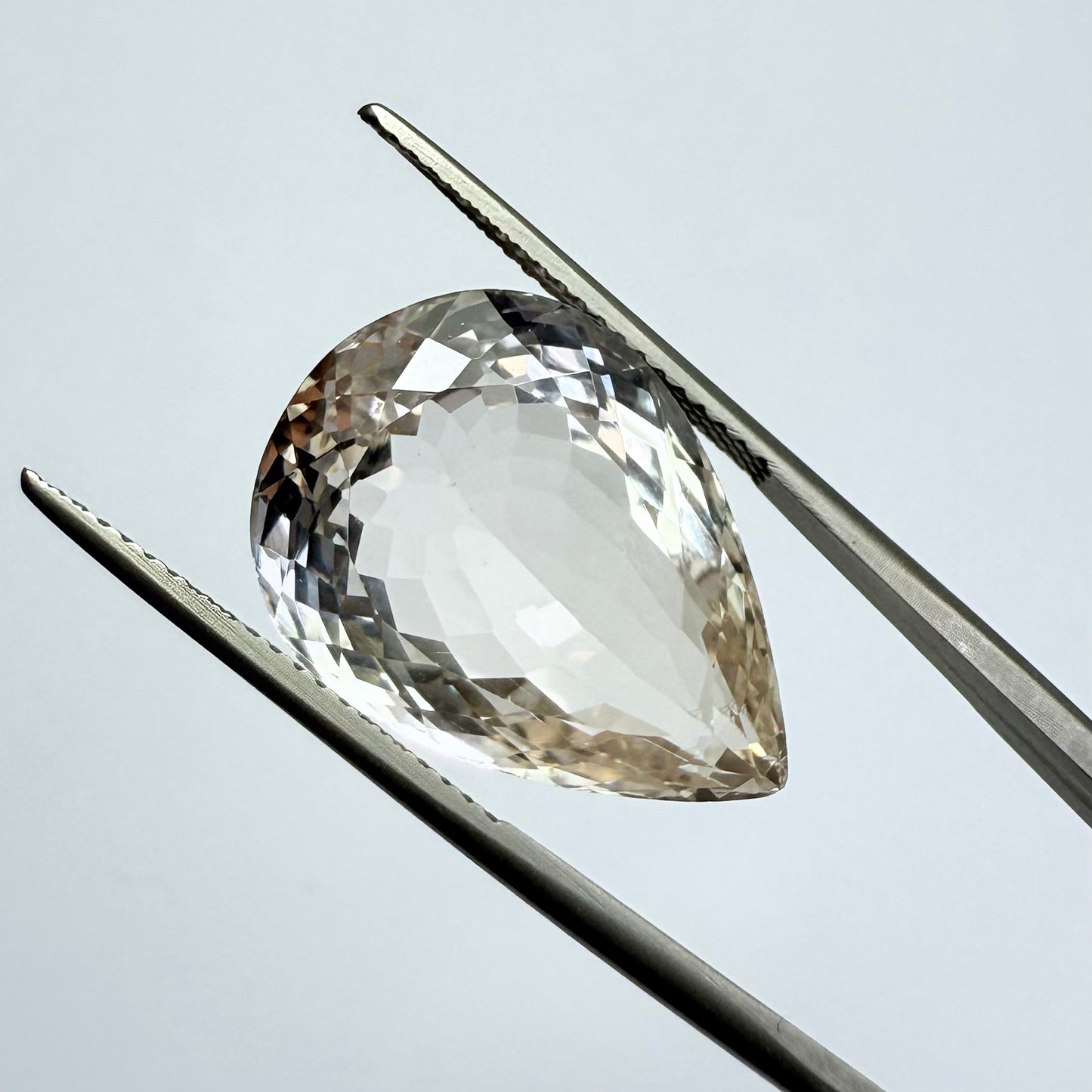 Champagne Morganite 20x14mm